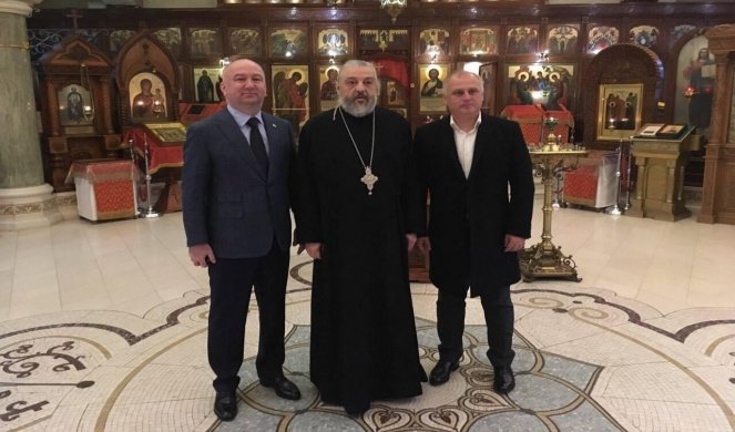 VESIĆ NA FEJSBUKU: Danas sam s ministrom Popovićem obišao Rusku crkvu - POČINJEMO VELIKI POSAO!